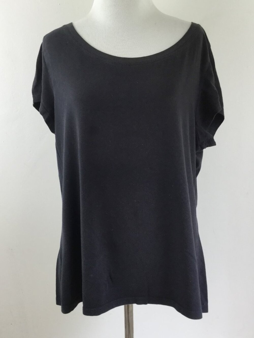 Eileen Fisher Black Tshirt l